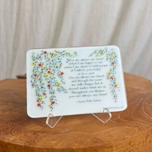 ‘Note For A Friend’ On Glass With Stand